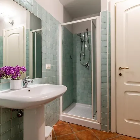 Design Sassari-jungle Queen Apartment Sassari